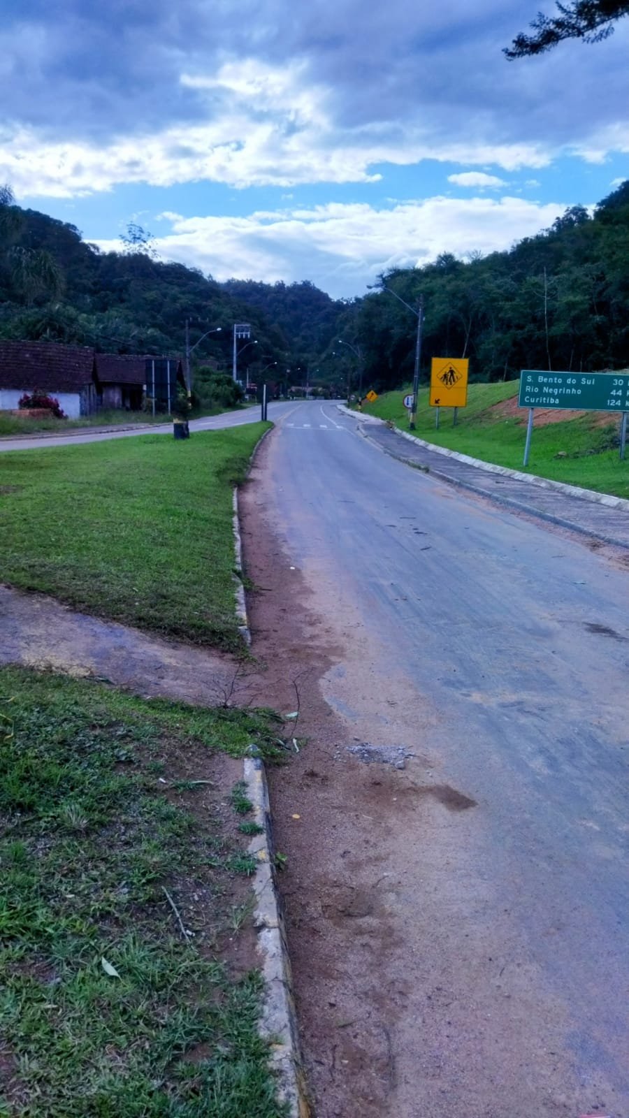 BR-280, na Serra do Corupá, será liberada nesta quinta